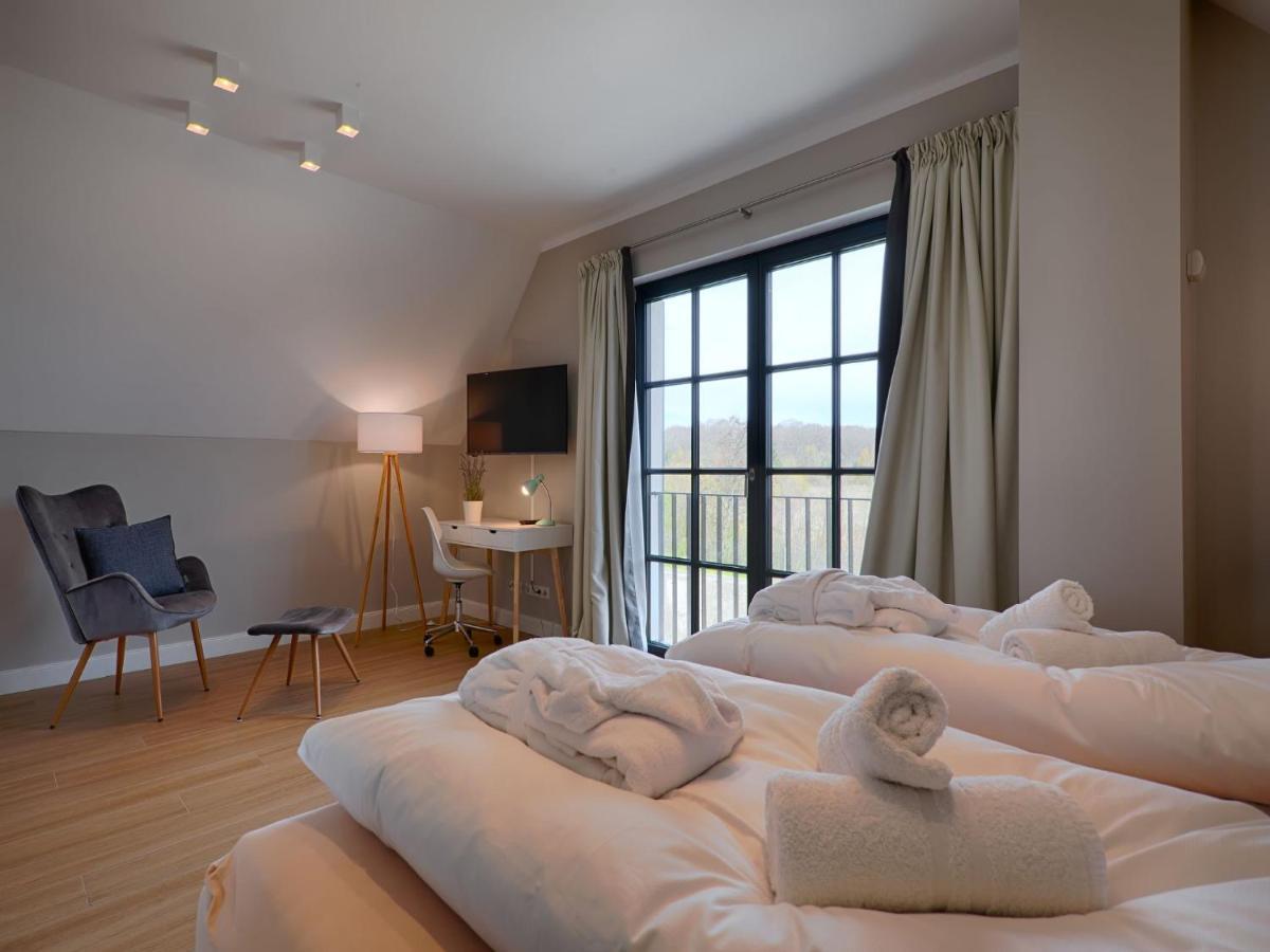 Reetland Am Meer - Premium Reetdachvilla Mit 3 Schlafzimmern, Sauna Und Kamin F27 Dranske Εξωτερικό φωτογραφία